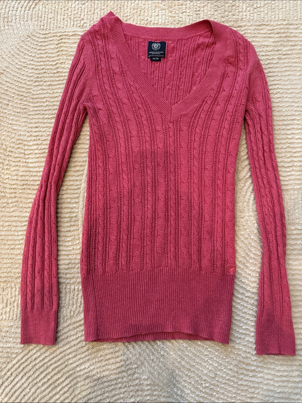 Beautiful American Eagle Women's V-Neck Cable Knit Sweater - Rose Pink